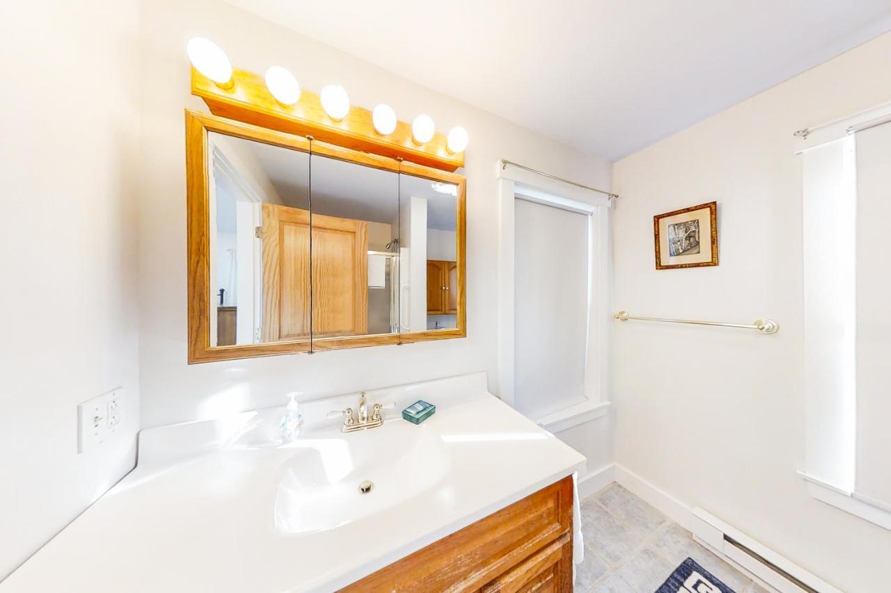 Murray Hill Waterside East Boothbay Екстериор снимка